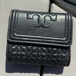 Tory Burch wallet